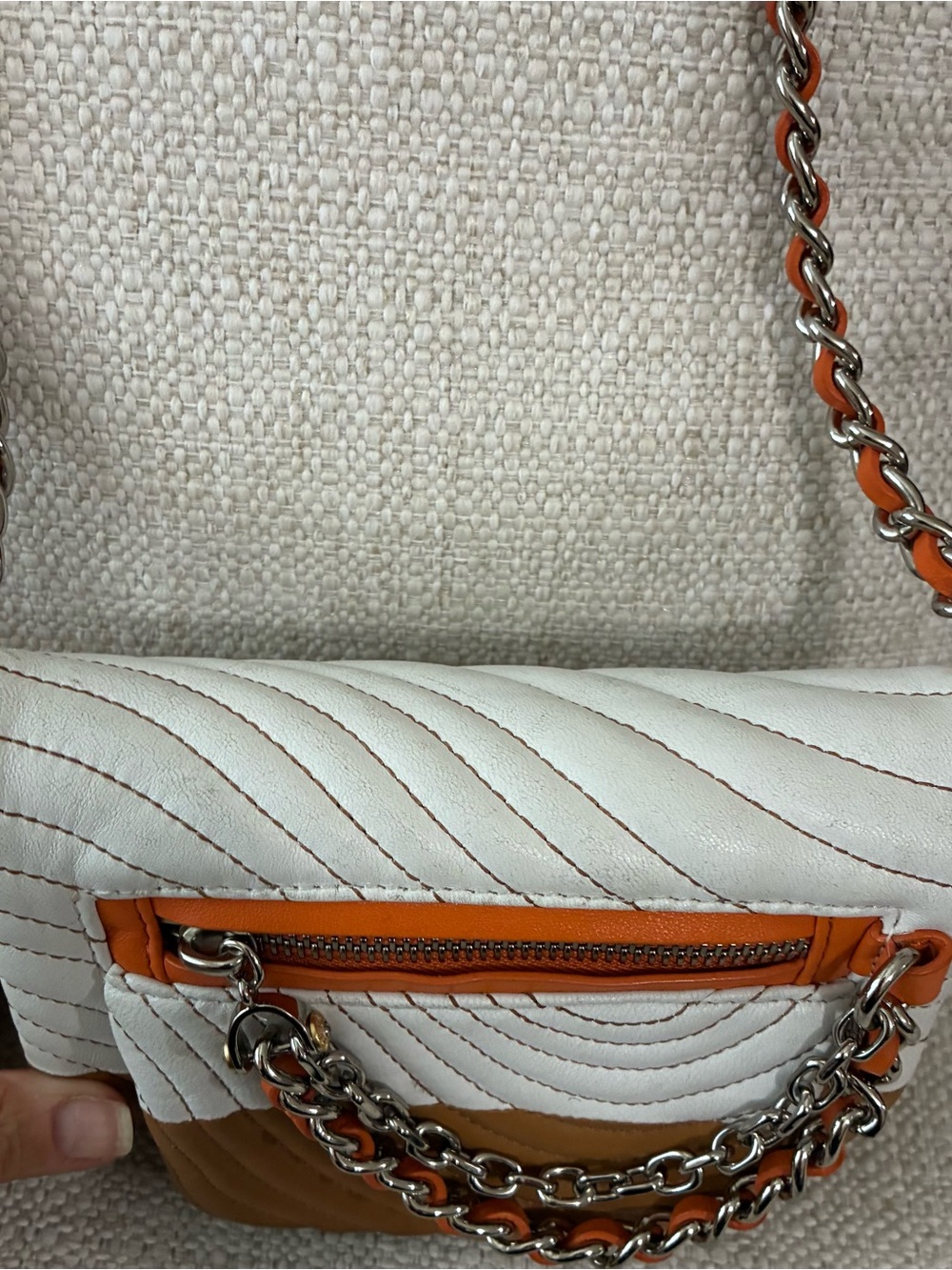 Henri Bendel Rare 3 Color (Color Block) Leather leather & chain Crossbody Bag - Picture 4 of 15